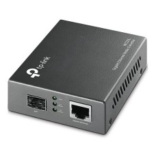   	  	  	  	  	Gigabit SFP Media Converter    	     	  		1 10/100/1000Mbps Auto-Negotiation RJ45 ports supporting Auto-MDI/MDIX  	  		Auto-negotiation of Half-Duplex / Full-Duplex transfer mode  	  		Complies with IEEE 802.3ab and IEEE 802.3z  	  		F